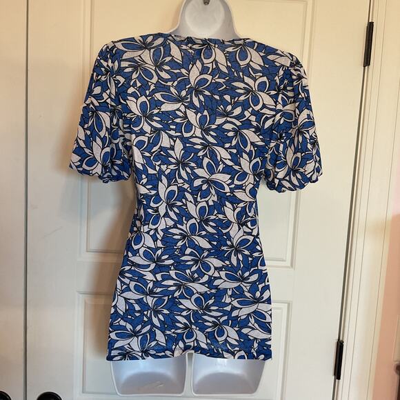 Karen Kane Blue Floral Boho/Peasant Pull Over Semi Sheer Top Sz M - Picture 3 of 5